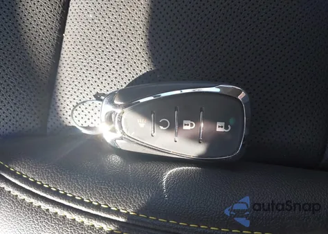 2025 Chevrolet Trax Fwd Activ из США, поврежденный, VIN KL77LKEP2SC025195